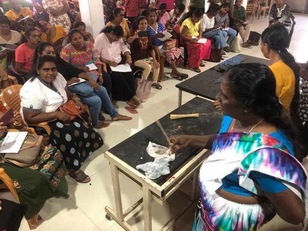 A batik and incense production training program for Homagama women (2024-01-26)